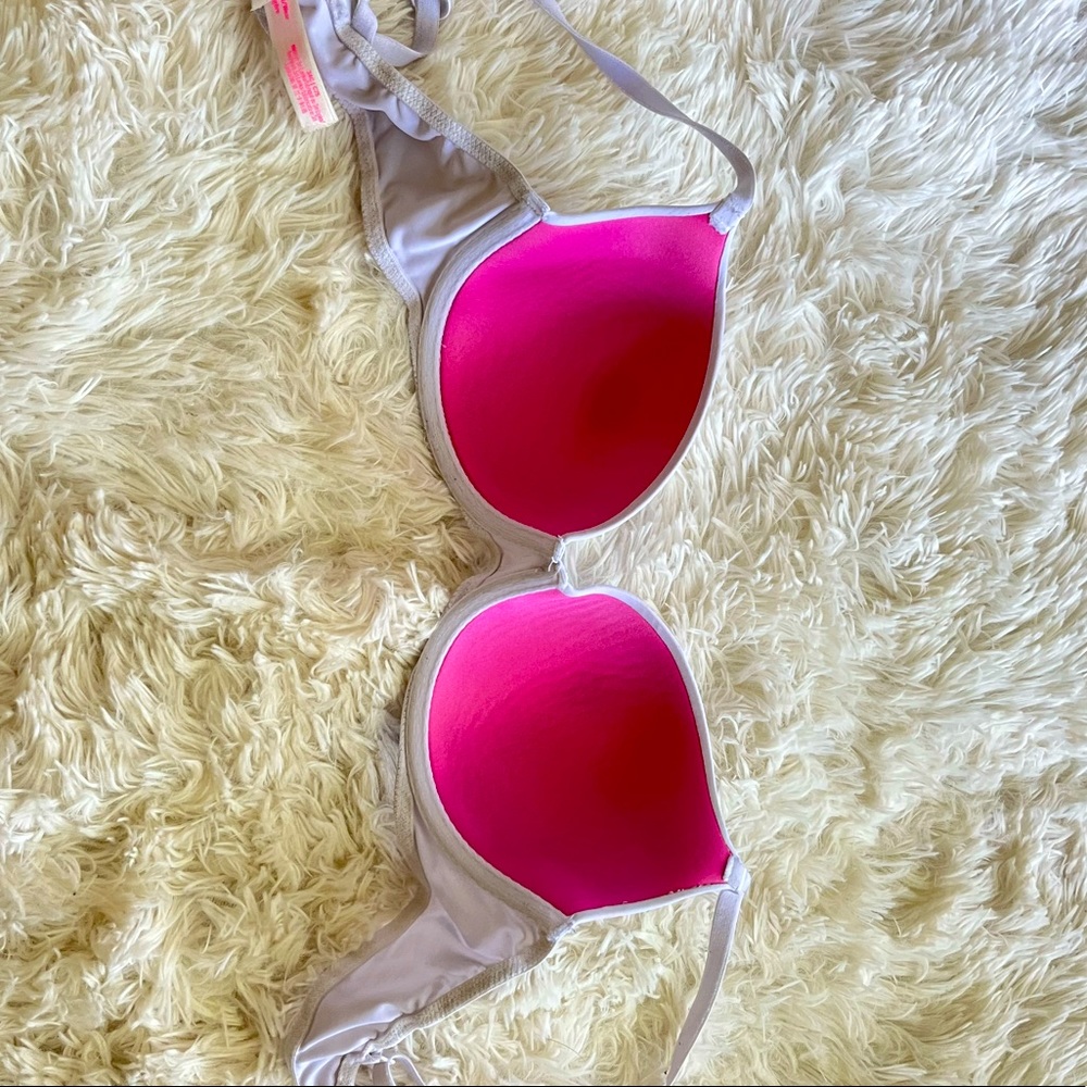 VS pink everyday bra
